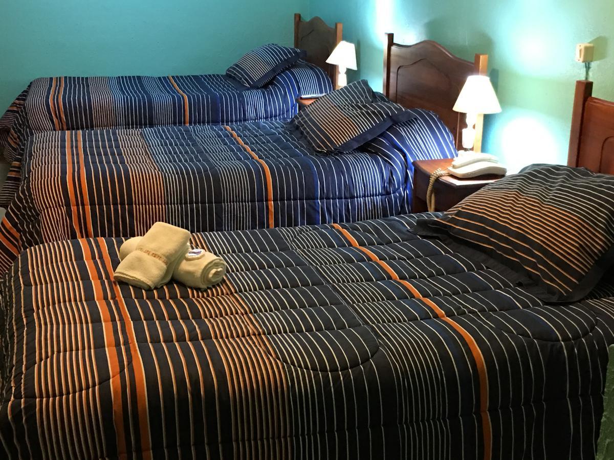 Hotel Kolping San Ambrosio 리나레스 외부 사진